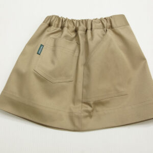 スカート(泉山幼稚園）