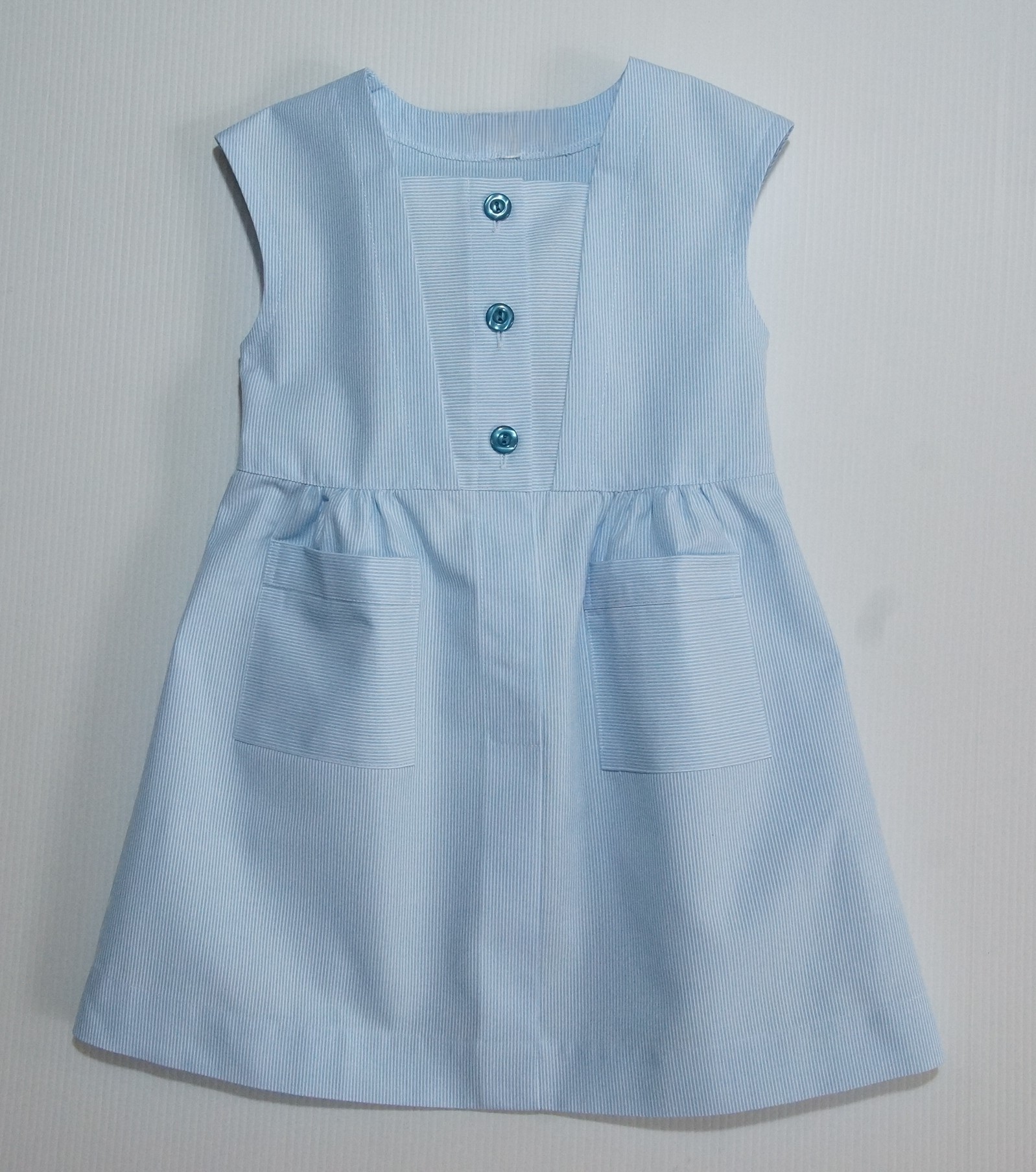 夏ワンピース(華頂短期大学附属幼稚園)